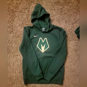 NBA Milwaukee Bucks Youth Large Hoodie - Like New